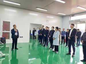 县委书记宗玉红一行参观调研公司年加工中药材1.2万吨项目